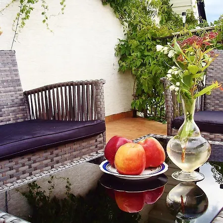 Cyklada, Sniadania, Jezioro,Przystan,Tawerna -200M, Park Linowy-400M, Centrum,Aquapark-900M Bed & Breakfast