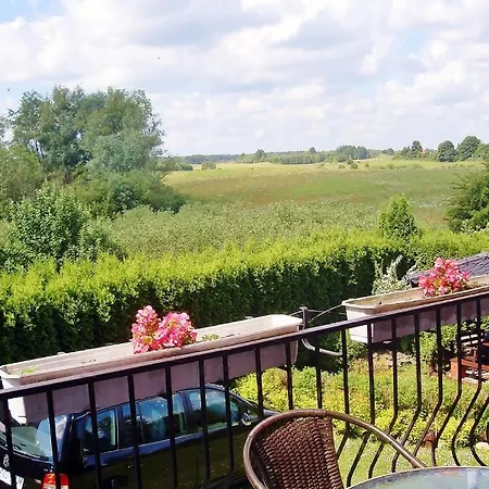 Cyklada, Grill, Sniadania, Jezioro,przystan,tawerna-200m, Park Linowy-400m, Centrum,aquapark-900m Bed and Breakfast Mikołajki