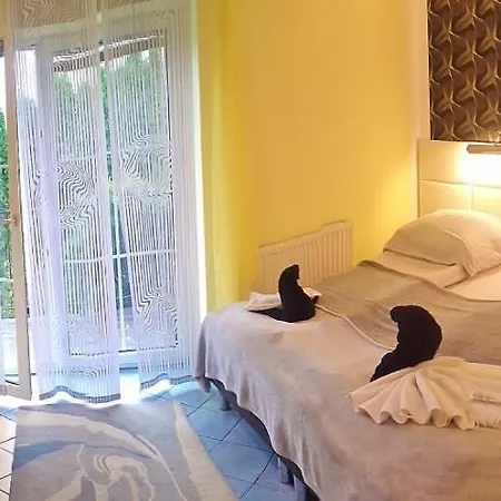Bed and Breakfast Cyklada, Grill, Sniadania, Jezioro,przystan,tawerna-200m, Park Linowy-400m, Centrum,aquapark-900m