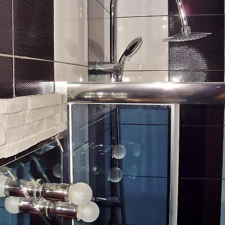 Bed and Breakfast Cyklada, Grill, Sniadania, Jezioro,przystan,tawerna-200m, Park Linowy-400m, Centrum,aquapark-900m 3*
