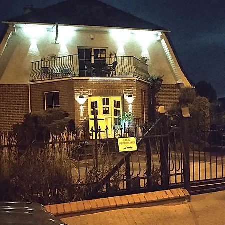 Cyklada, Grill, Sniadania, Jezioro,przystan,tawerna-200m, Park Linowy-400m, Centrum,aquapark-900m Bed & Breakfast 3*