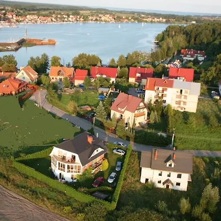 Cyklada, Sniadania, Jezioro,Przystan,Tawerna -200M, Park Linowy-400M, Centrum,Aquapark-900M Bed & Breakfast 3*