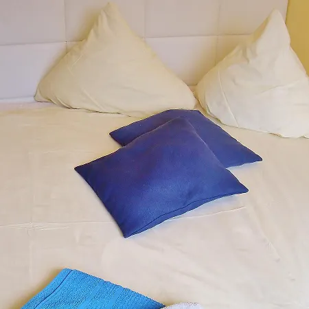 Cyklada, Sniadania, Jezioro,Przystan,Tawerna -200M, Park Linowy-400M, Centrum,Aquapark-900M Bed & Breakfast 3*