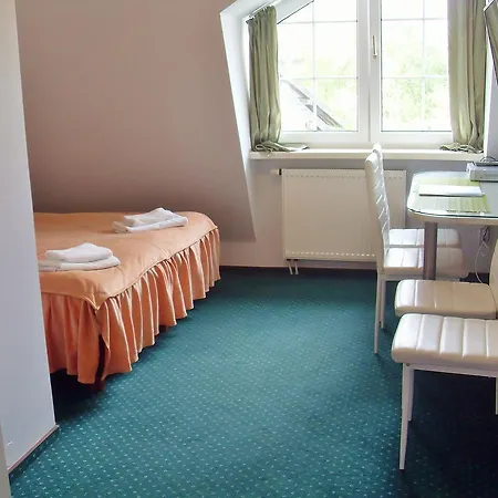 Bed & Breakfast Cyklada, Sniadania, Jezioro,Przystan,Tawerna -200M, Park Linowy-400M, Centrum,Aquapark-900M 3*