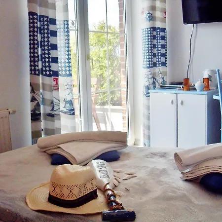 Bed & Breakfast Cyklada, Sniadania, Jezioro,Przystan,Tawerna -200M, Park Linowy-400M, Centrum,Aquapark-900M 3*
