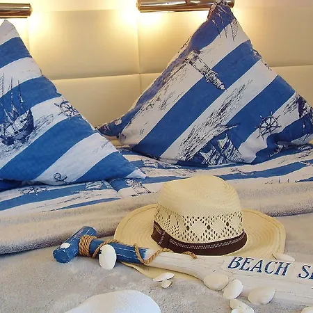 Cyklada, Grill, Sniadania, Jezioro,przystan,tawerna-200m, Park Linowy-400m, Centrum,aquapark-900m 3*