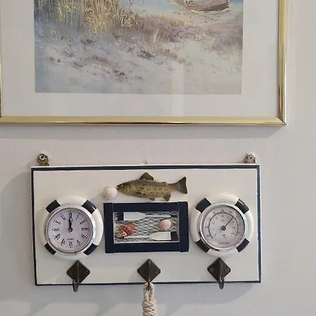 Cyklada, Grill, Sniadania, Jezioro,przystan,tawerna-200m, Park Linowy-400m, Centrum,aquapark-900m 住宿加早餐酒店 Mikołajki