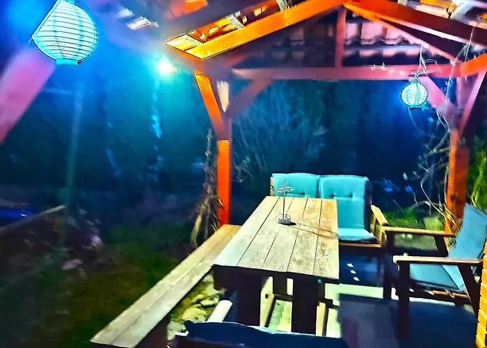 Cyklada, Grill, Sniadania, Jezioro,przystan,tawerna-200m, Park Linowy-400m, Centrum,aquapark-900m