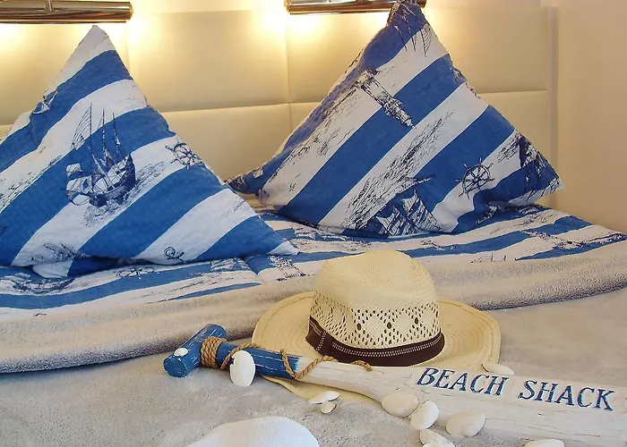 Cyklada, Grill, Sniadania, Jezioro,przystan,tawerna-200m, Park Linowy-400m, Centrum,aquapark-900m 3*