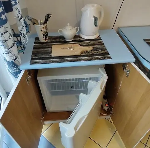 Cyklada, Grill, Sniadania, Jezioro,przystan,tawerna-200m, Park Linowy-400m, Centrum,aquapark-900m Bed & Breakfast 3*