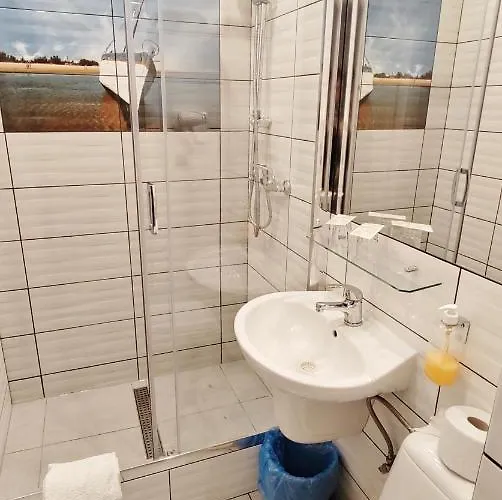 Bed & Breakfast Cyklada, Grill, Sniadania, Jezioro,przystan,tawerna-200m, Park Linowy-400m, Centrum,aquapark-900m 3*